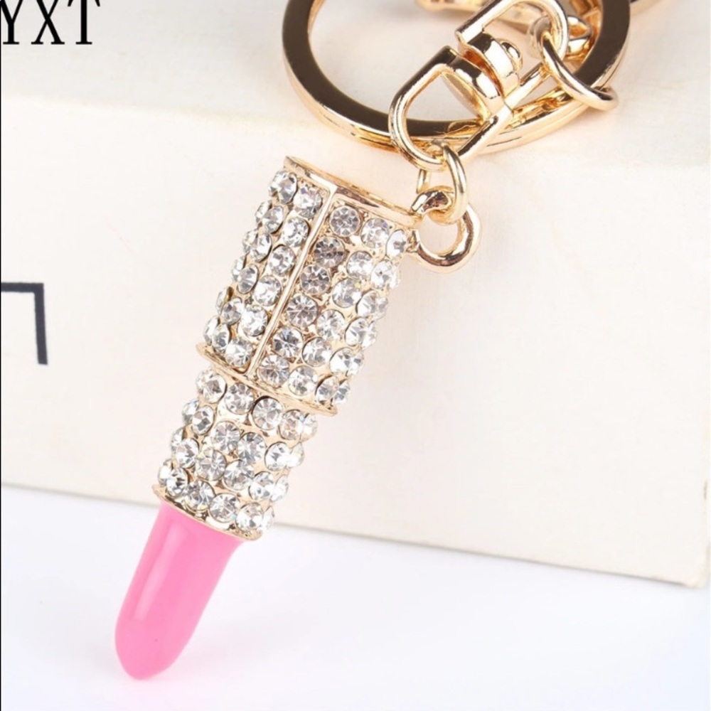 Lipstick Keychain - Picture 2 of 5